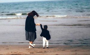 Mẫu đơn xin xác nhận mẹ/bố đơn thân theo quy định năm 2024